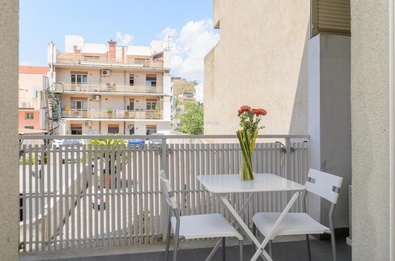 Marina D'Agro Residence Santa Teresa Di Riva Exterior photo